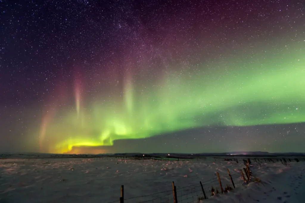 Northern_Lights_In_Iceland