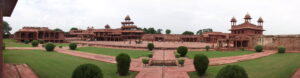 Panoramic_vie_of_Fahpur_Sikri_Palace